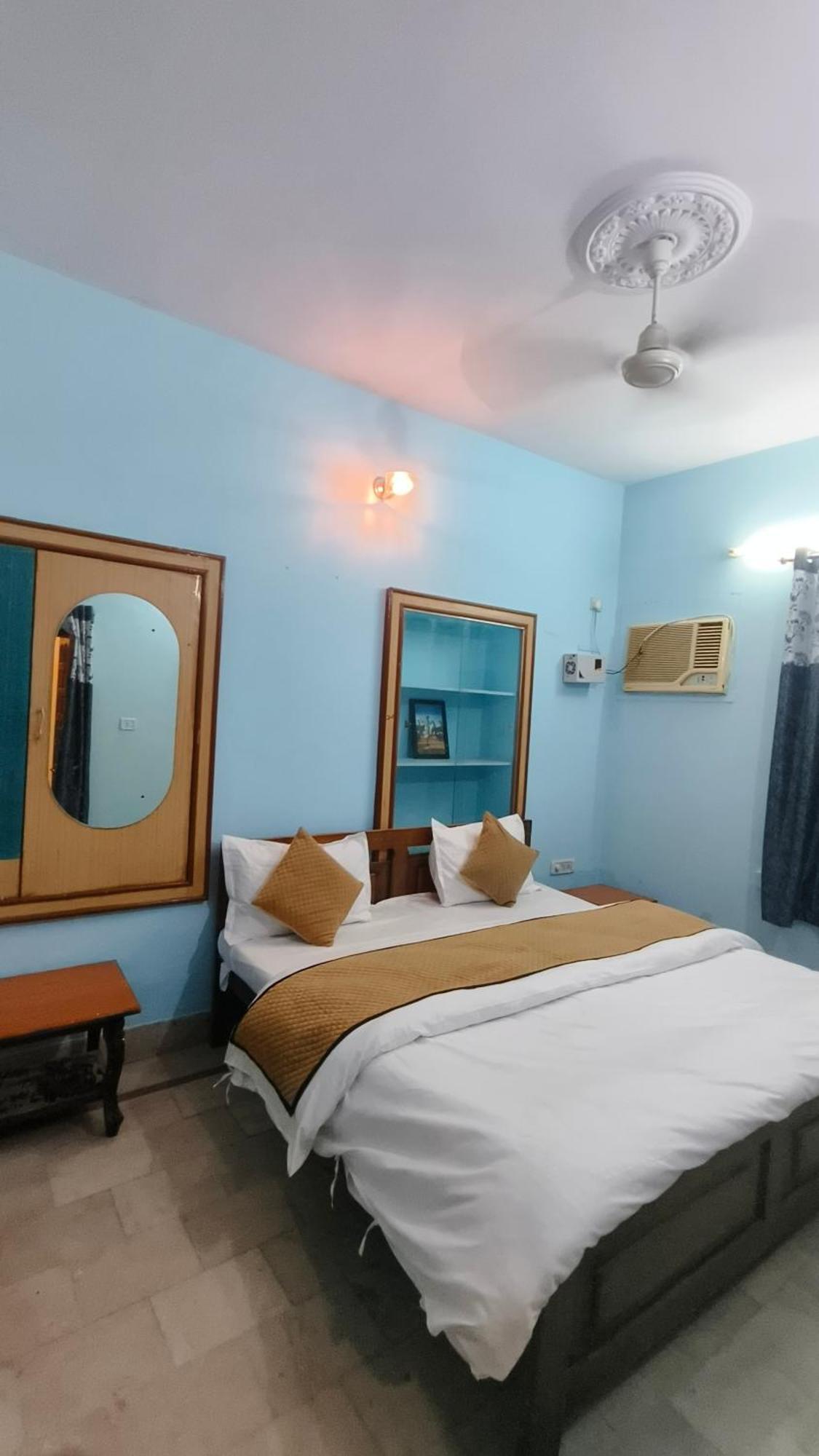 Hotel Navodaya Jaisalmer Exteriör bild
